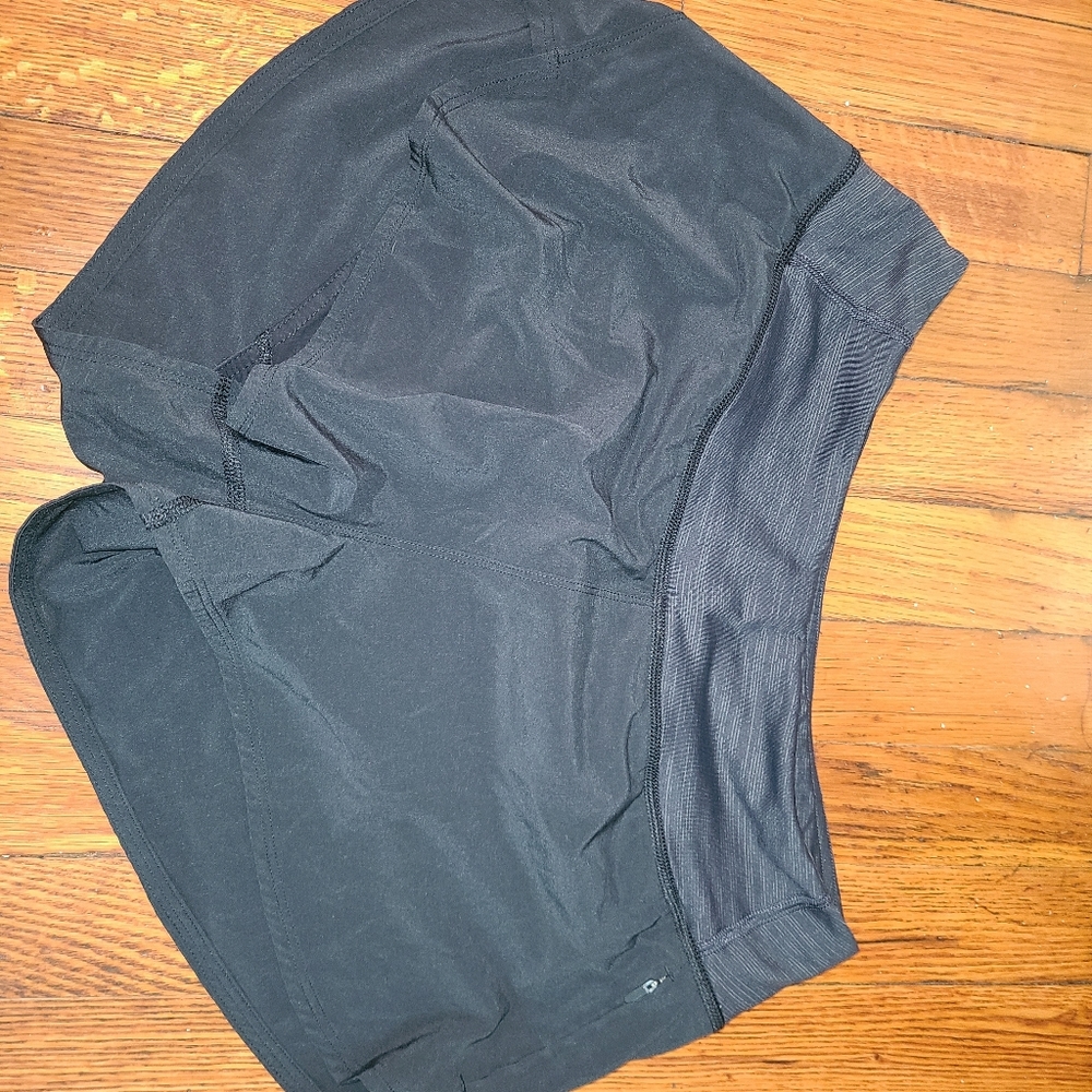 Outdoor voices size M black shorts